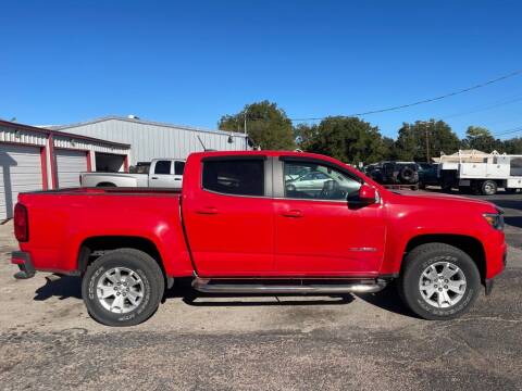 2019 Chevrolet Colorado for sale at BENTON MOTORPLEX in Cleburne TX