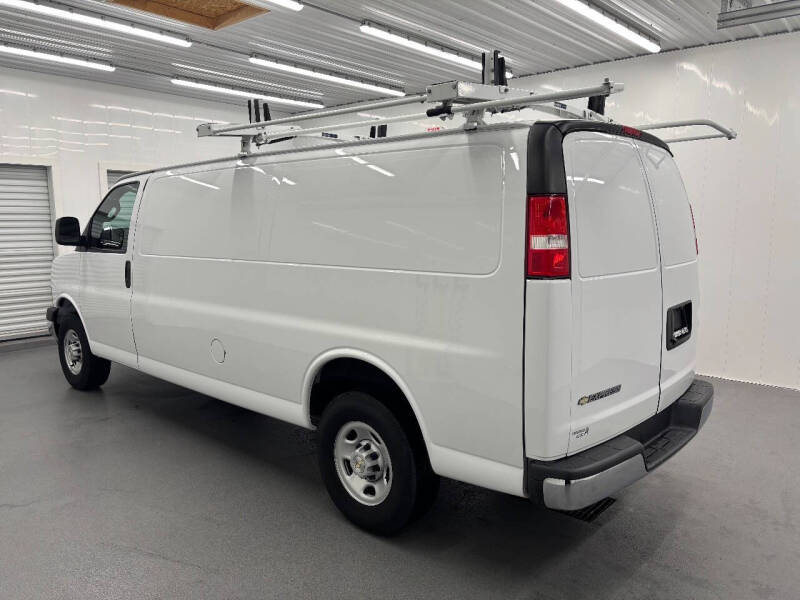 2023 Chevrolet Express 3500