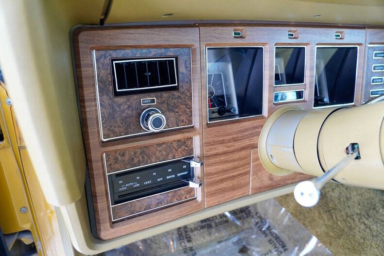 1973 Lincoln Continental