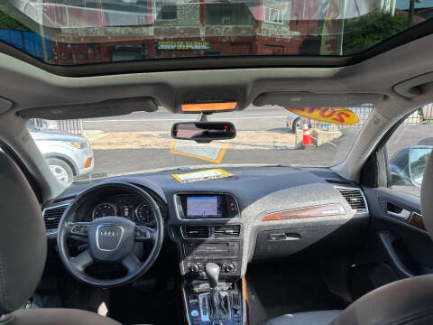 2012 Audi Q5 3.2 quattro Premium Plus