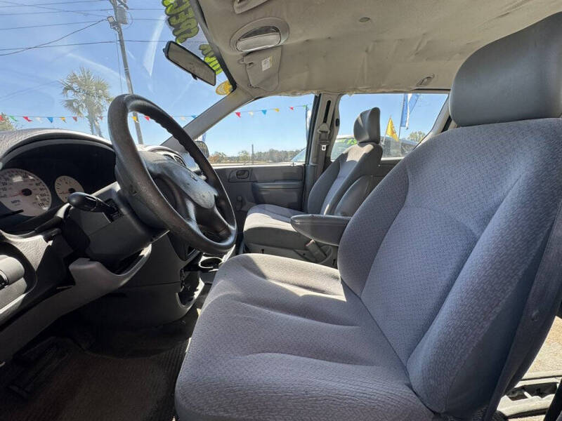 2006 Dodge Caravan SE