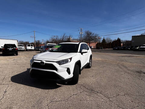 2019 Toyota RAV4 for sale at Jose's Auto Sales Inc in Gurnee IL