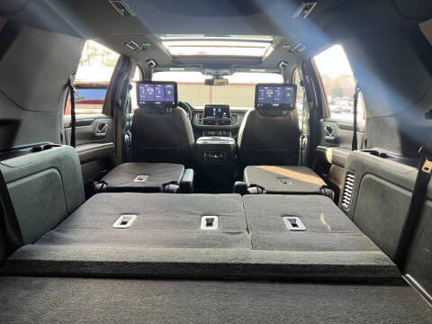 2021 Chevrolet Suburban RST