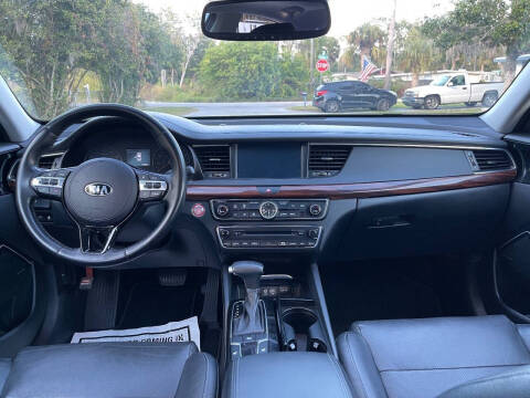 2017 Kia Cadenza Premium