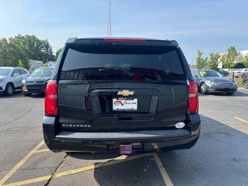 2017 Chevrolet Suburban LT