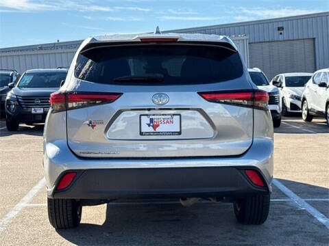 2020 Toyota Highlander L