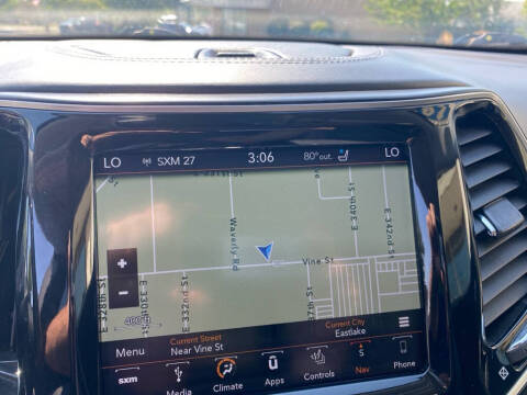 2019 Jeep Cherokee Overland