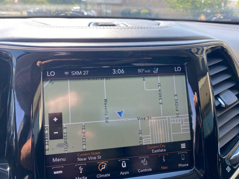 2019 Jeep Cherokee Overland