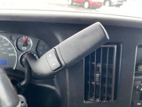 2022 Chevrolet Express 2500