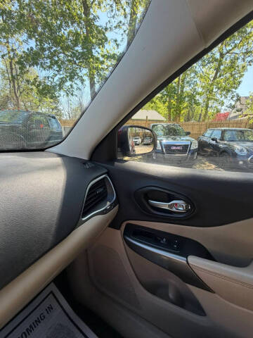 2019 Jeep Cherokee Latitude