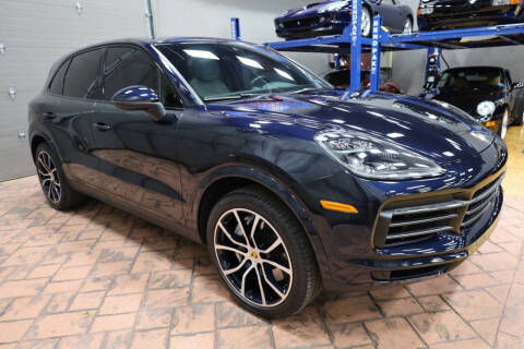 2023 Porsche Cayenne Platinum Edition