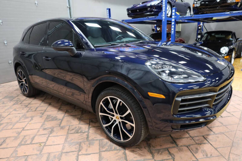 2023 Porsche Cayenne Platinum Edition