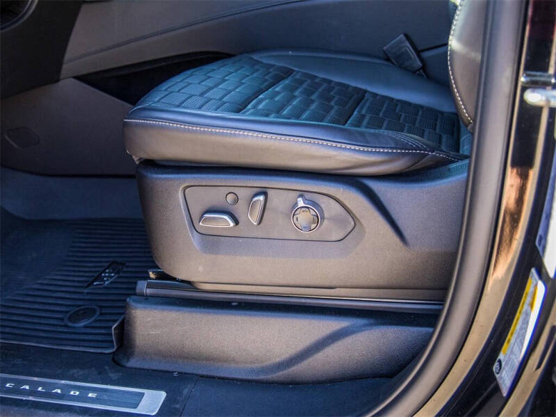 2023 Cadillac Escalade-V