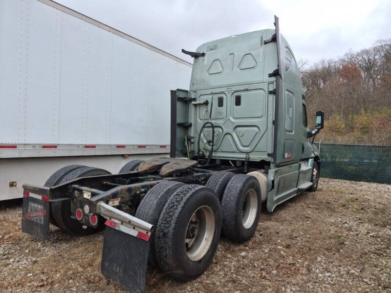 2017 Freightliner Cascadia