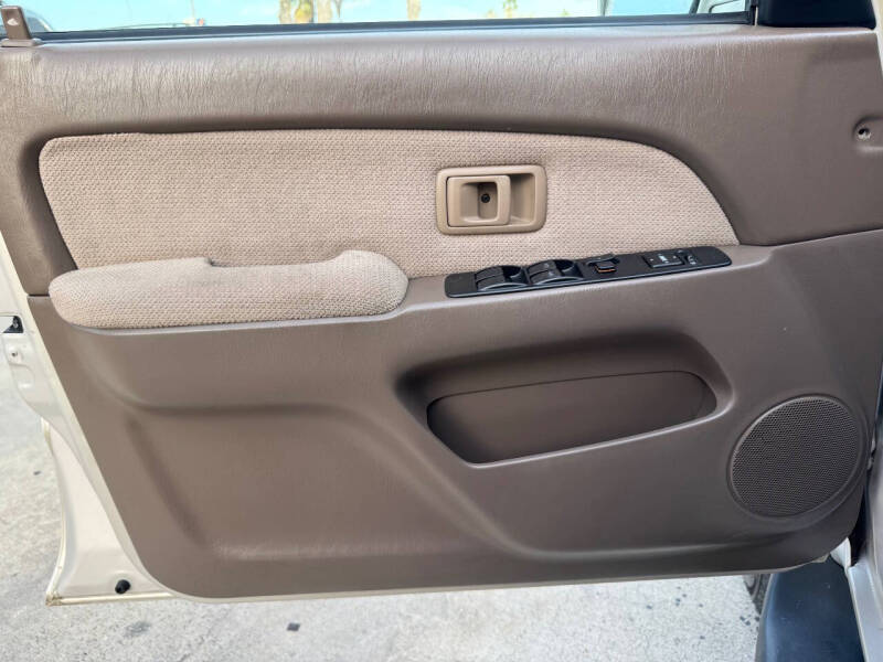 1999 Toyota 4Runner SR5