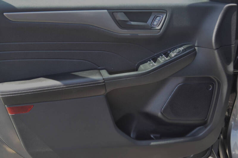 2023 Ford Escape Hybrid Active