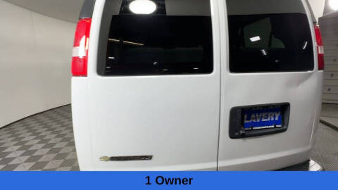 2025 Chevrolet Express LS 3500