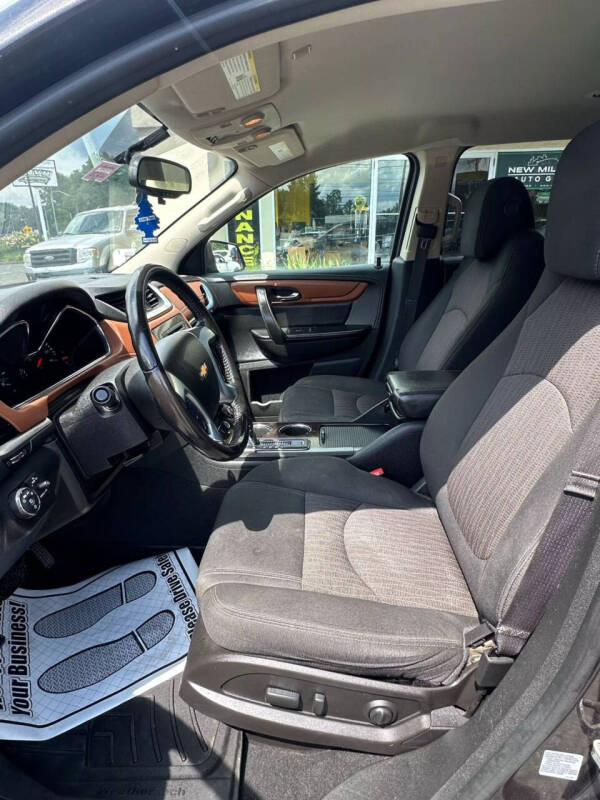 2017 Chevrolet Traverse LT