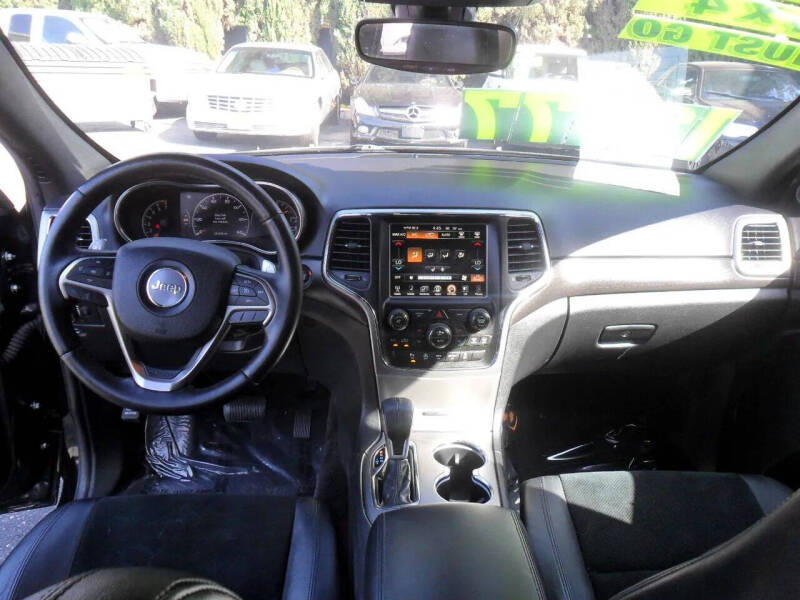 2017 Jeep Grand Cherokee Altitude