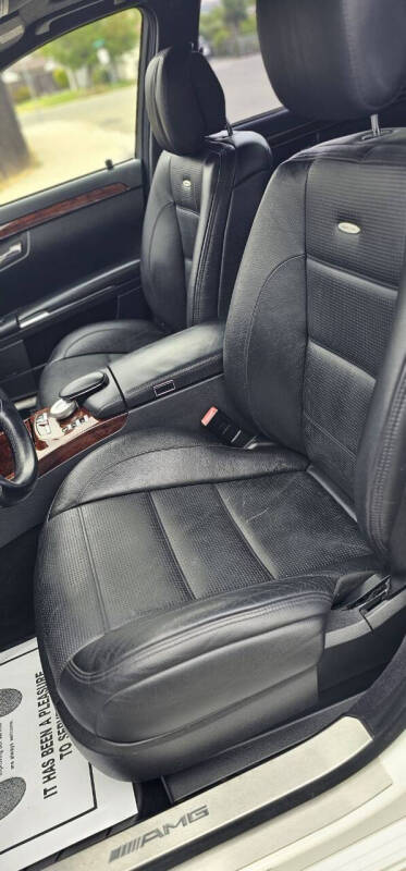 2010 Mercedes-Benz S-Class S 63 AMG