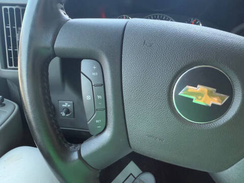 2022 Chevrolet Express 3500