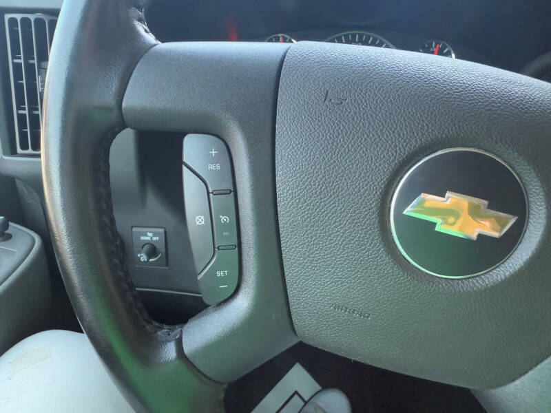 2022 Chevrolet Express 3500