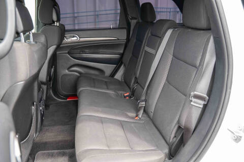 2018 Jeep Grand Cherokee Laredo E