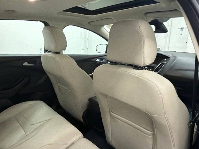 2017 Ford Focus Titanium