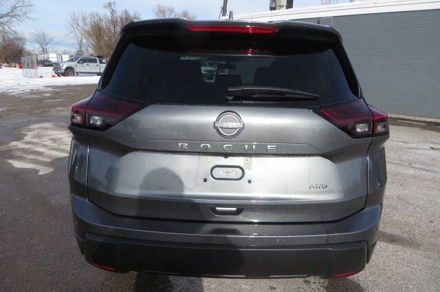 2026 Nissan Rogue SV