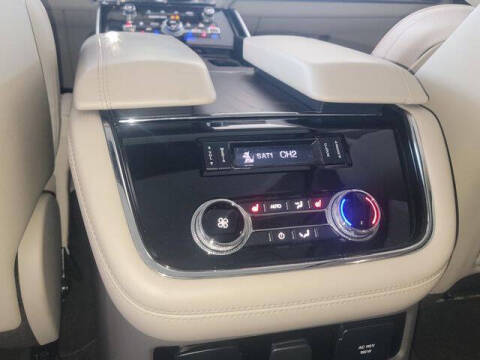 2019 Lincoln Navigator Select