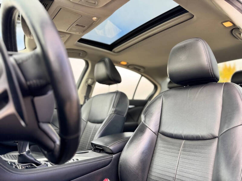 2017 Infiniti Q50 3.0T Signature Edition