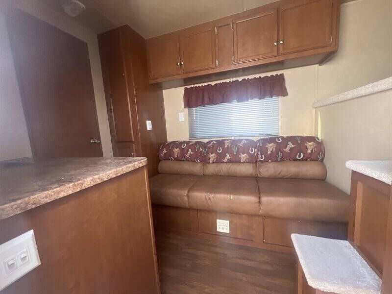 2012 BISON n/a
