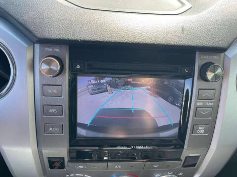 2015 Toyota Tundra SR5