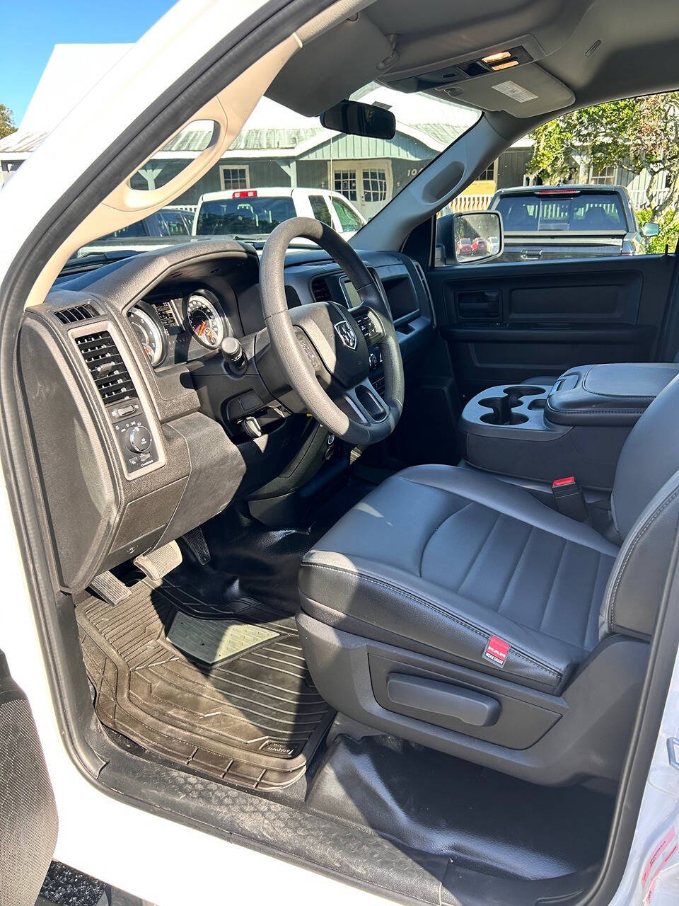 2023 Ram 1500 Classic for sale at GRACELAND AUTO LLC in Thonotosassa, FL