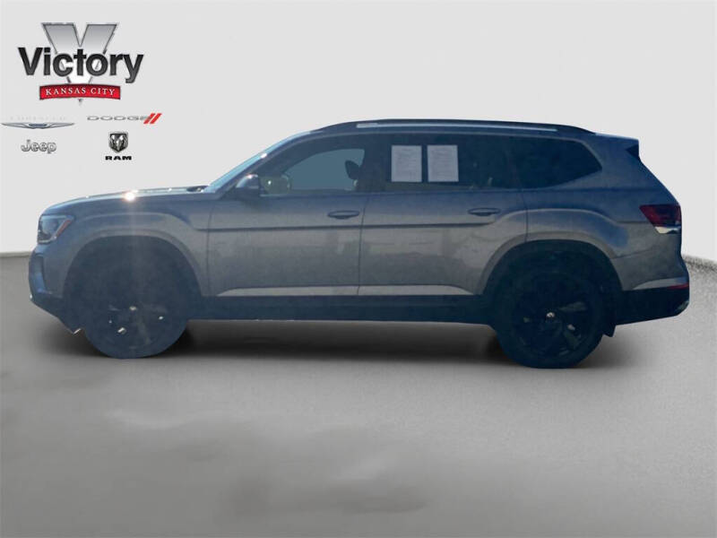 2024 Volkswagen Atlas SE