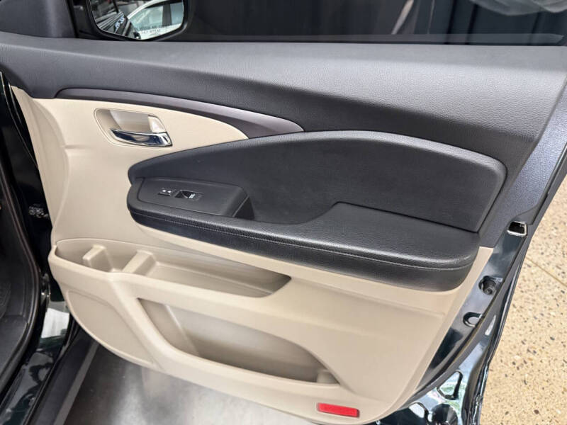 2016 Honda Pilot LX