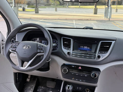 2017 Hyundai Tucson SE