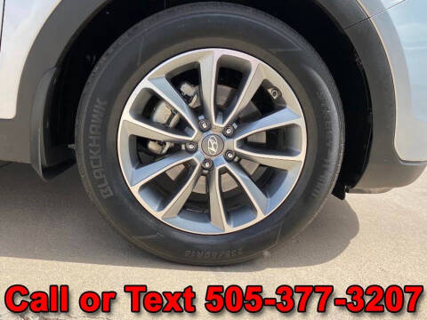 2017 Hyundai Santa Fe SE