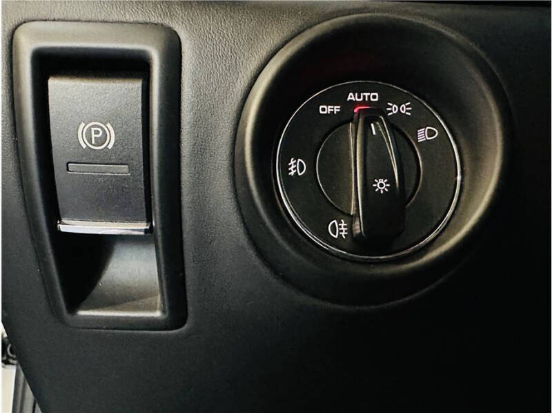 2013 Porsche Cayenne GTS