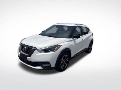 2020 Nissan Kicks SR