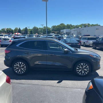 2020 Ford Escape Titanium