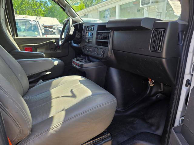 2019 Chevrolet Express 2500