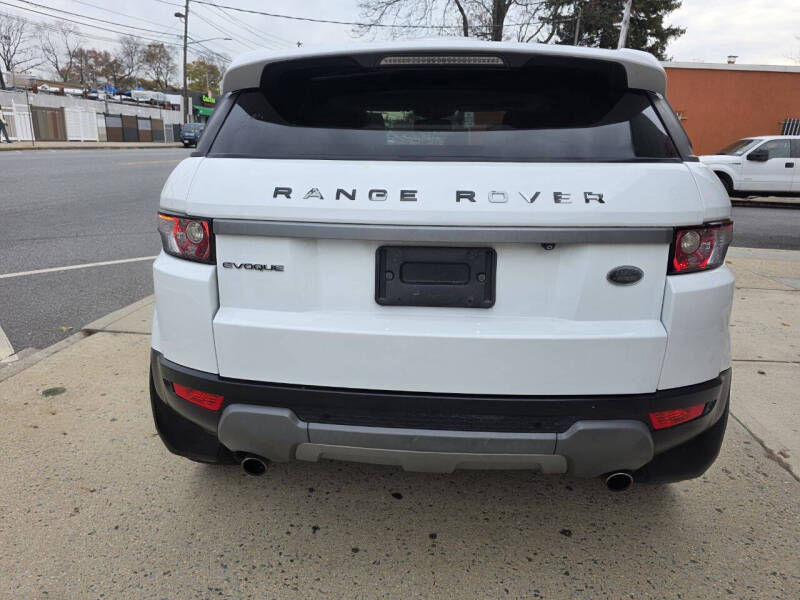 2014 Land Rover Range Rover Evoque Pure Premium