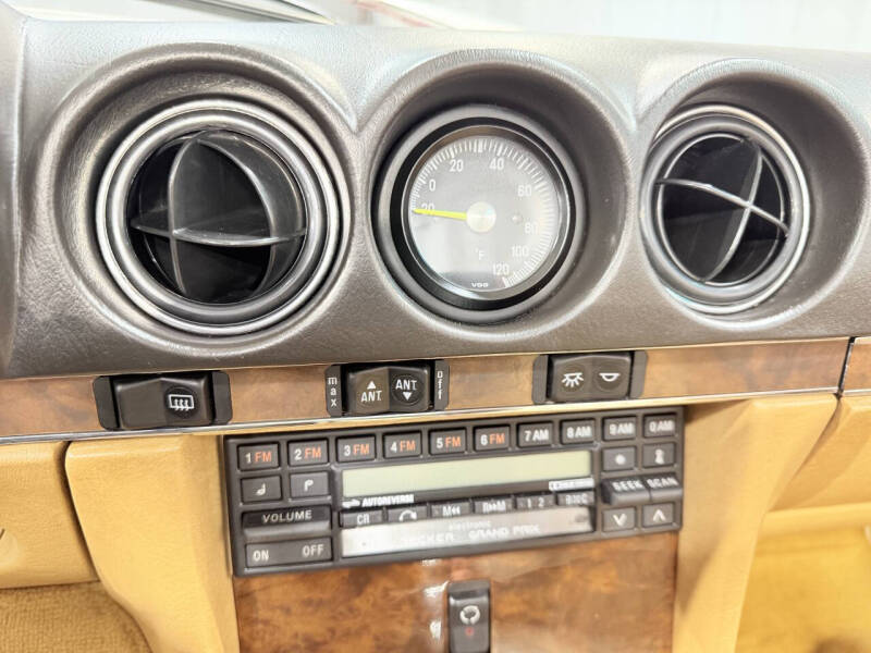 1988 Mercedes-Benz 560-Class 560 SL