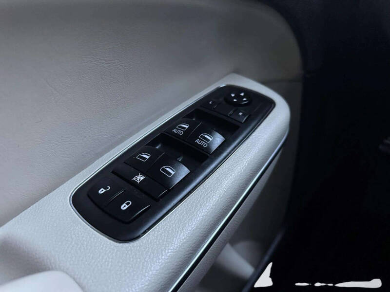 2018 Chrysler 300 Limited