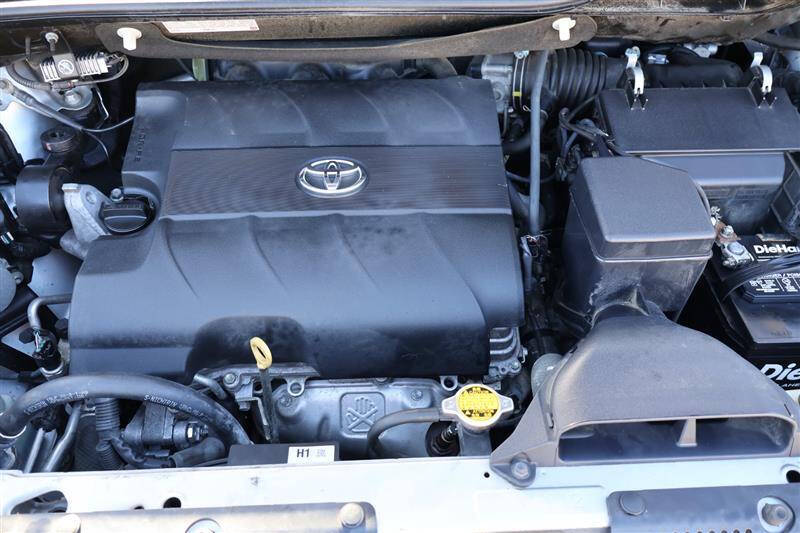 2016 Toyota Sienna XLE Premium 8-Passenger