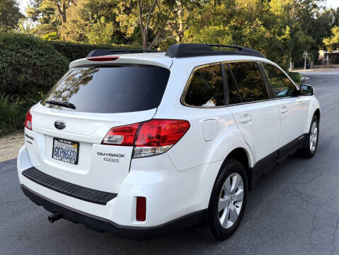 2010 Subaru Outback 2.5i Limited