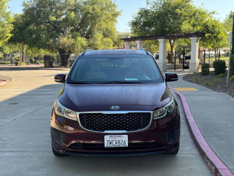 2015 Kia Sedona LX