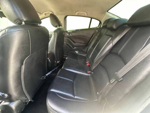 2017 Mazda MAZDA3 Touring