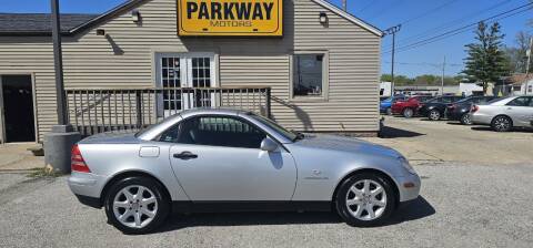 2000 Mercedes-Benz SLK for sale at Parkway Motors in Springfield IL